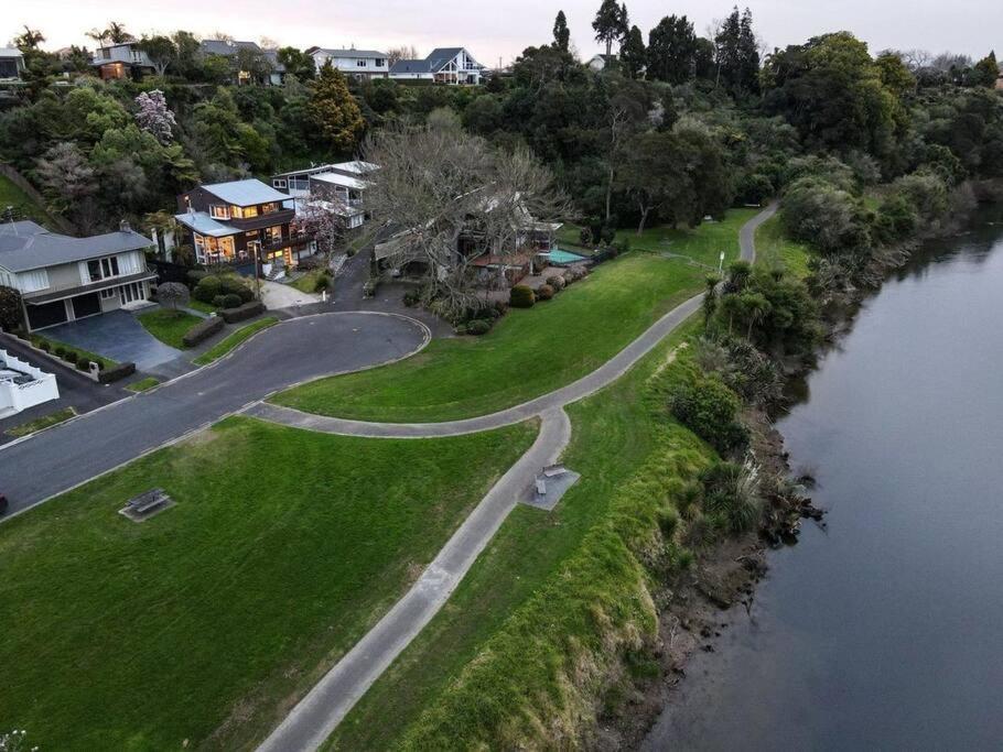 Riverside Apartment 汉密尔顿 外观 照片